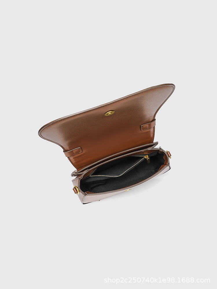 Sac à Main en Cuir Marron Ambré – Design Silhouette Incurvée