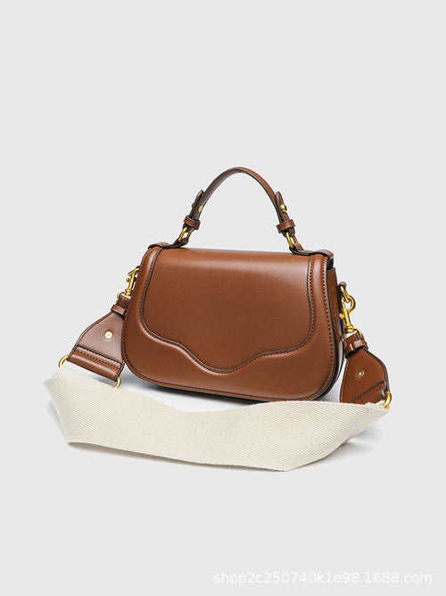 Sac à Main en Cuir Marron Ambré – Design Silhouette Incurvée